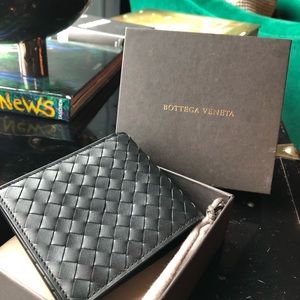 Brand new BOTTEGA VENETA men’s wallet